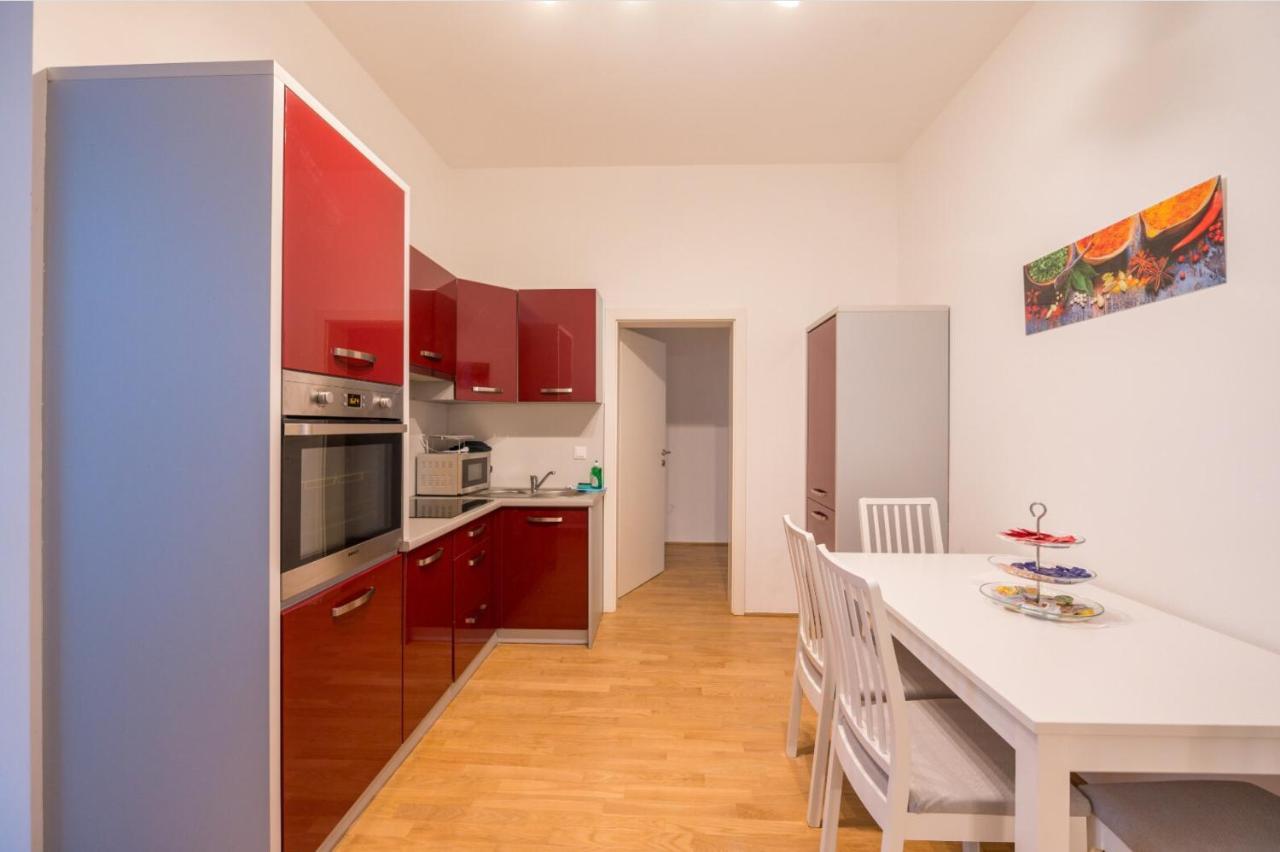 Charming Flat & Balcony Near Central Station L Bg5 Відень Екстер'єр фото