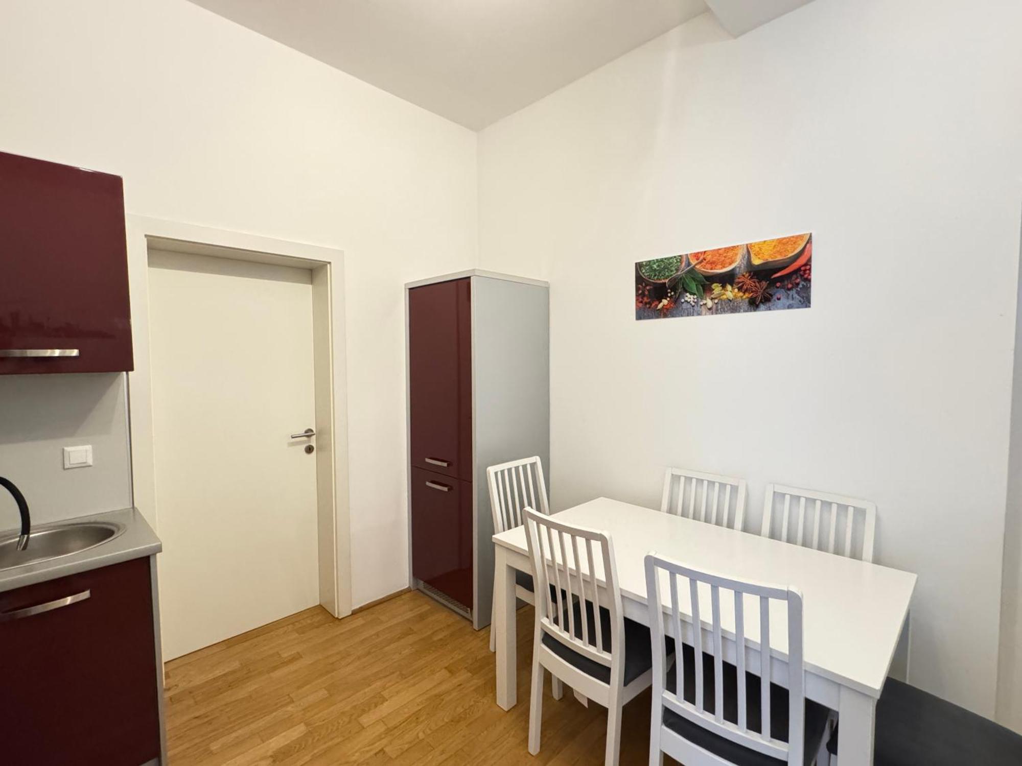 Charming Flat & Balcony Near Central Station L Bg5 Відень Екстер'єр фото