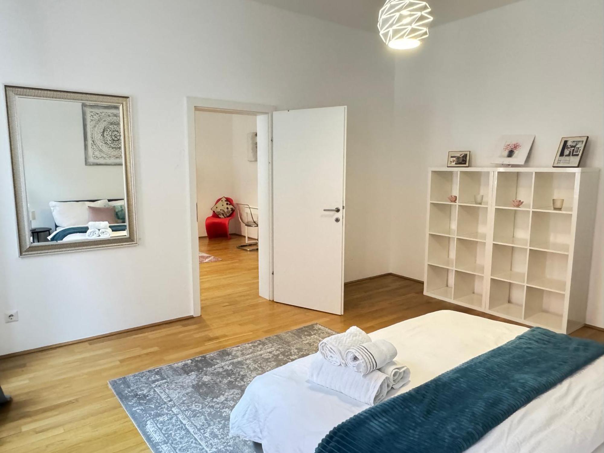 Charming Flat & Balcony Near Central Station L Bg5 Відень Екстер'єр фото